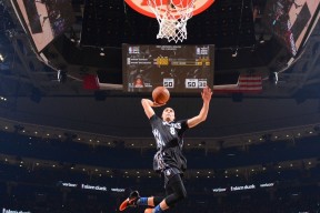 u球体育APP-亚冠半决赛激情夜！孙兴慜里突外投，波尔图惊险新疆男篮